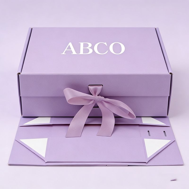Magnetic-Closure Folding Box