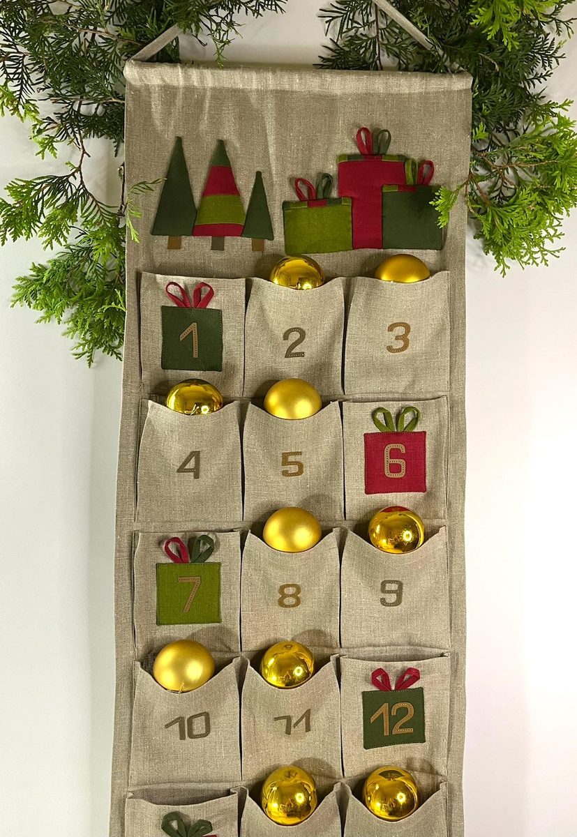 AvontuurShop Large Linen Advent Calendar With Big Pockets