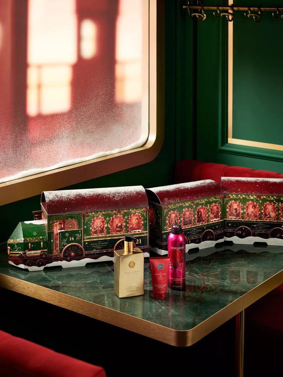 Buildable 3D Train Rituals